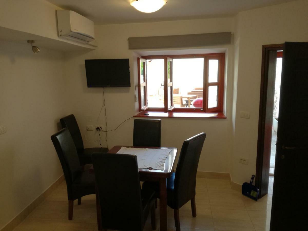Apartment Ana 2 Свети свети Филип и Яков Екстериор снимка